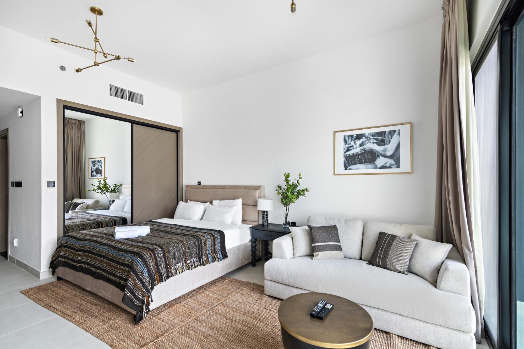 Furnished Apartment Binghatti Canal - Burj Khalifa View, דובאי מראה חיצוני תמונה