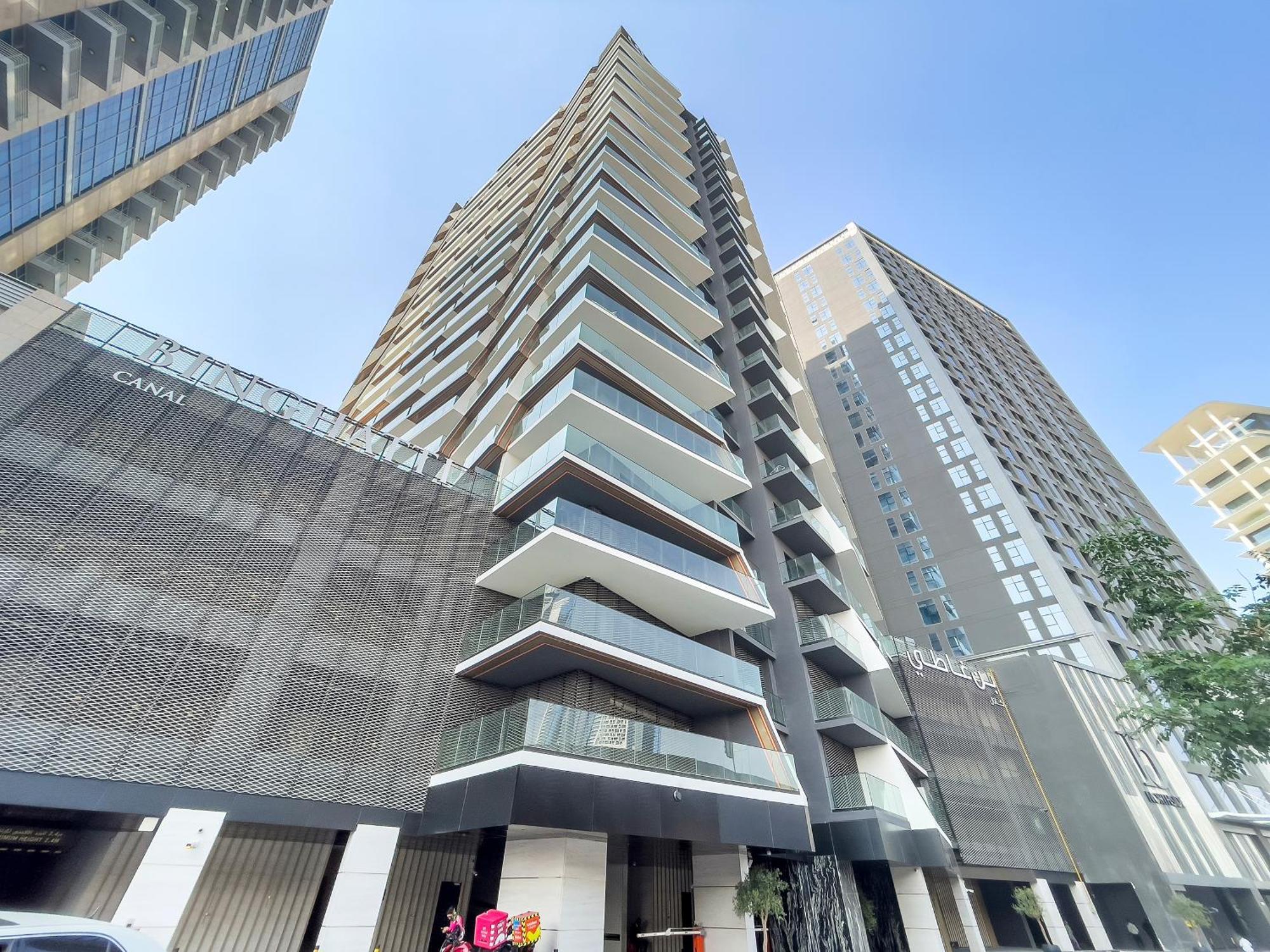 Furnished Apartment Binghatti Canal - Burj Khalifa View, דובאי מראה חיצוני תמונה