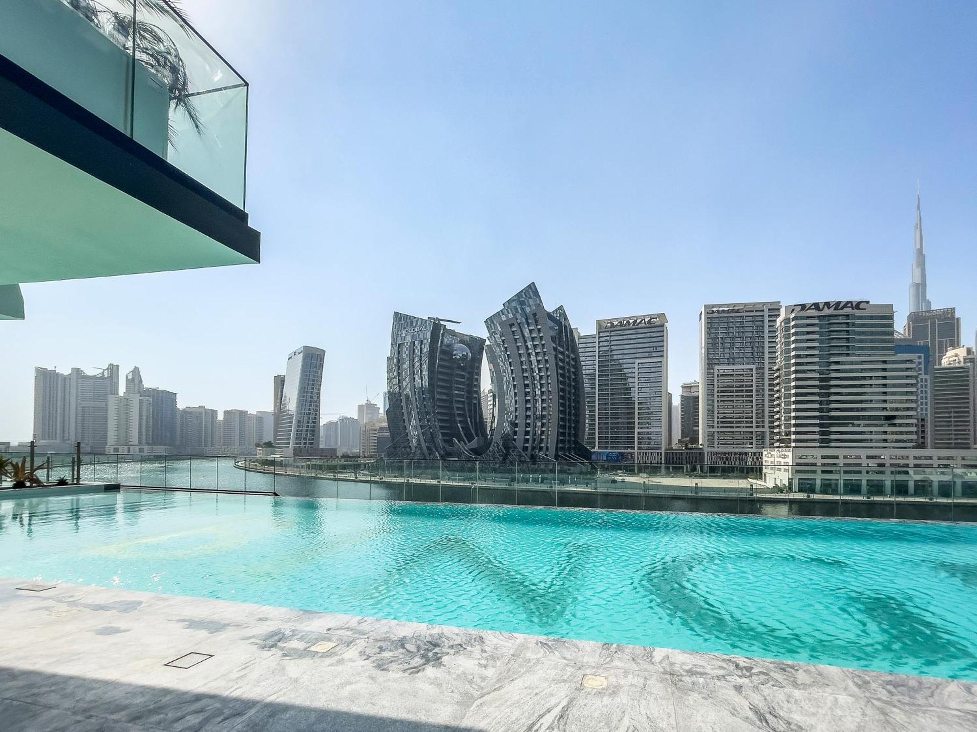 Furnished Apartment Binghatti Canal - Burj Khalifa View, דובאי מראה חיצוני תמונה